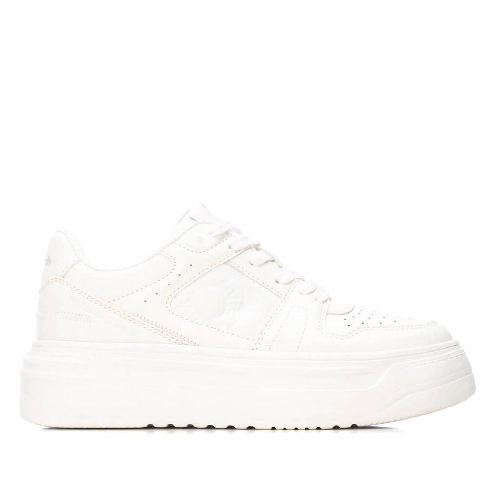 NEW REFRESH women's lace-up sneaker in white